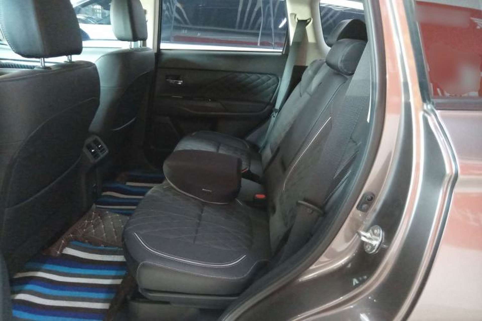Used Mitsubishi Outlander 2021 Revised Version 2.0L Two-Wheel Drive Enjoyment Edition 5 Seats Left Rear Seat