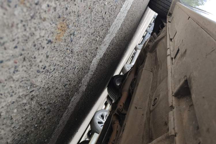 Used Mitsubishi Outlander 2021 2.4L 4x4 Zhi Xiang Edition 7 Seats Chassis Front Right