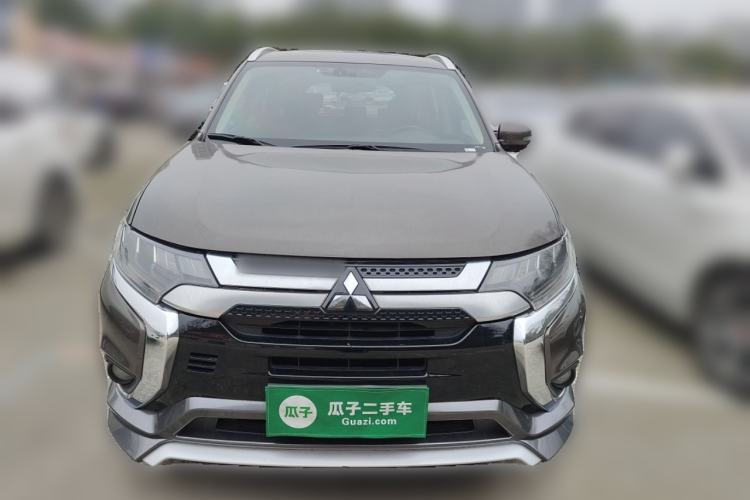 Used Mitsubishi Outlander 2021 2.4L 4x4 Zhi Xiang Edition 7 Seats Front