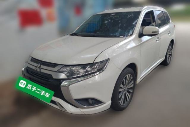 Used Mitsubishi Outlander 2021 2.4L 4x4 Zhi Xiang Edition 7 Seats