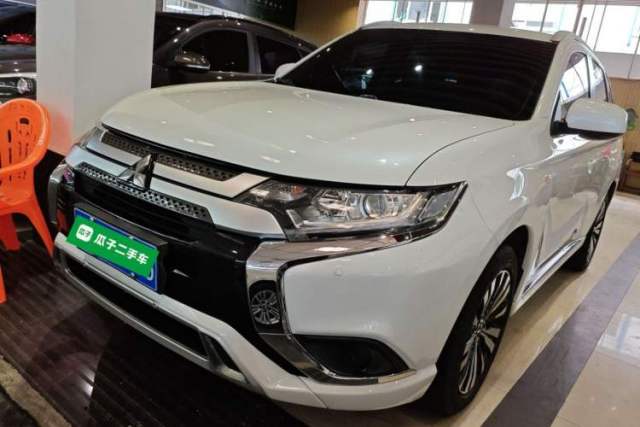 Used Mitsubishi Outlander 2021 Revised Version 2.0L Two-Wheel Drive Comfort Edition 5 Seats