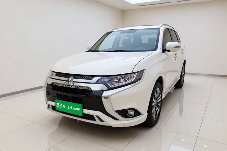Ojetý Mitsubishi Outlander 2021 2.0L Two-Wheel Drive Comfort Edition 5 Seats Guazi used car, China used car export, Used car for sale, Used cars, Cheapest cars for sale