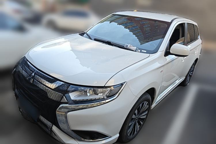 Used Mitsubishi Outlander 2021 Revised Version 2.0L Two-Wheel Drive Comfort Edition 5 Seats Guazi used car, China used car export, Used car for sale, Used  cars, Cheapest cars for sale