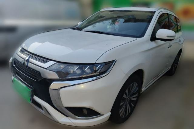 Used Mitsubishi Outlander 2021 2.4L 4x4 Zhi Xiang Edition 7 Seats