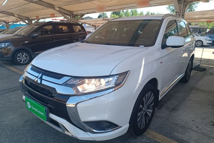 Ojetý Mitsubishi Outlander 2021 2.0L Two-Wheel Drive Comfort Edition 5 Seats Guazi used car, China used car export, Used car for sale, Used cars, Cheapest cars for sale