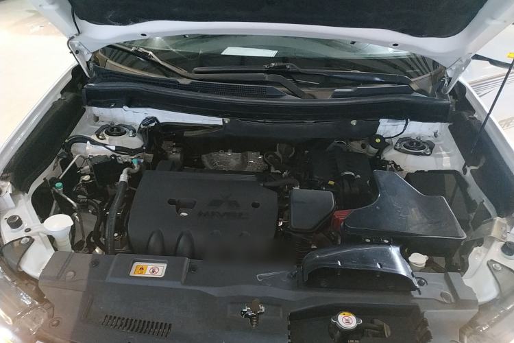 Used Mitsubishi Outlander 2021 Revised Version 2.0L Two-Wheel Drive Enjoyment Edition 5 Seats Engine Bay