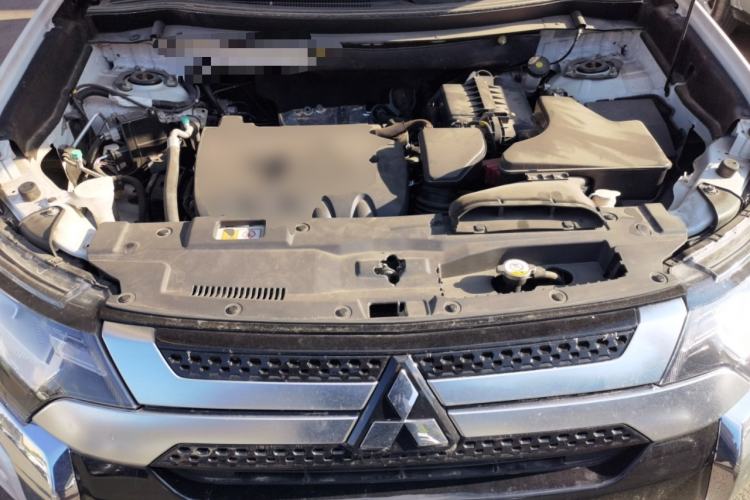Used Mitsubishi Outlander 2021 Revised Version 2.0L Two-Wheel Drive Comfort Edition 5 Seats Engine Bay