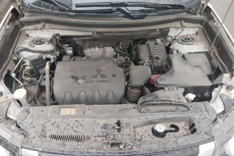 Used Mitsubishi Outlander 2021 2.0L Two-Wheel Drive Comfort Edition 7 Seats Engine Bay