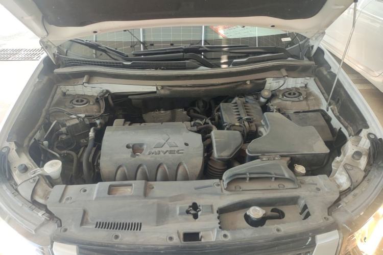 Used Mitsubishi Outlander 2021 2.0L Two-Wheel Drive Comfort Edition 5 Seats Engine Bay