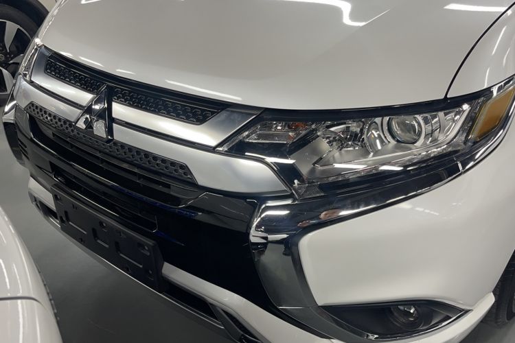 Used Mitsubishi Outlander 2021 2.0L Two-Wheel Drive Comfort Edition 5 Seats Exterior 1