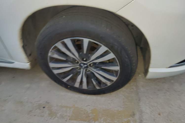 Used Mitsubishi Outlander 2021 2.4L 4x4 Zhi Xiang Edition 7 Seats Exterior 1