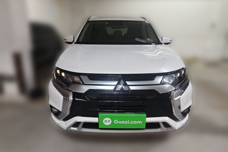 Used Mitsubishi Outlander 2021 2.4L 4x4 Zhi Xiang Edition 7 Seats Exterior 1