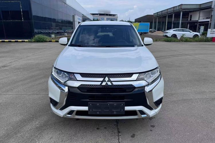 Used Mitsubishi Outlander 2021 Revised Version 2.0L Two-Wheel Drive Comfort Edition 5 Seats Exterior 1