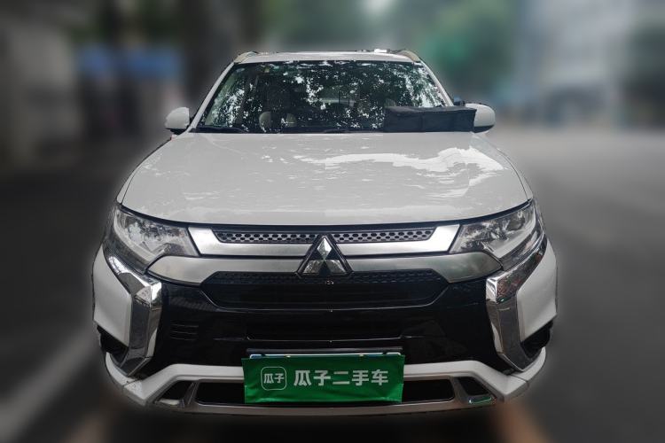 Used Mitsubishi Outlander 2021 Revised Version 2.0L Two-Wheel Drive Comfort Edition 5 Seats Exterior 1