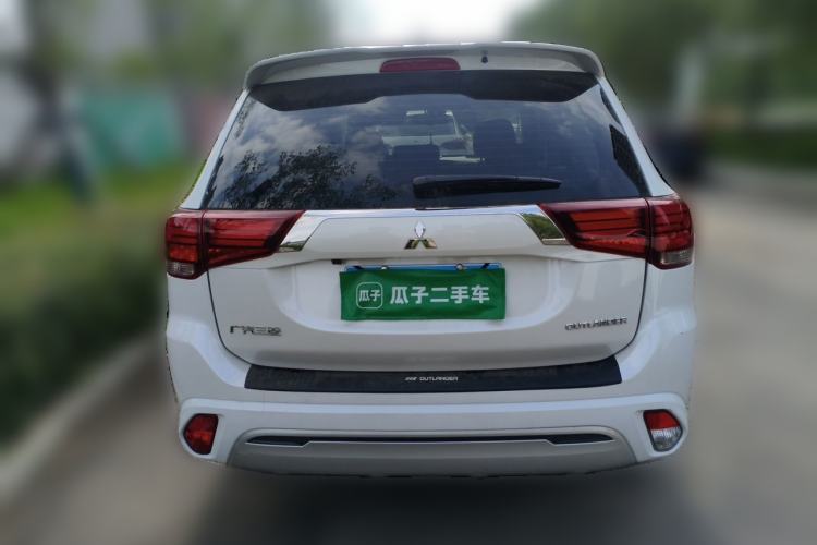 Used Mitsubishi Outlander 2021 Revised Version 2.0L Two-Wheel Drive Enjoyment Edition 5 Seats Exterior 4