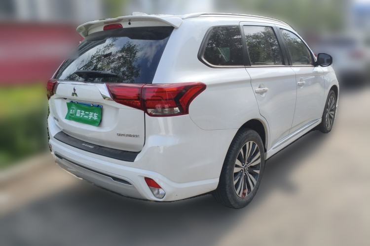 Used Mitsubishi Outlander 2021 Revised Version 2.0L Two-Wheel Drive Enjoyment Edition 5 Seats Exterior 5