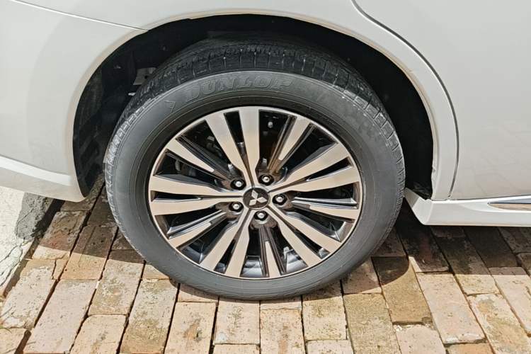 Used Mitsubishi Outlander 2021 2.0L Two-Wheel Drive Comfort Edition 5 Seats Exterior 5