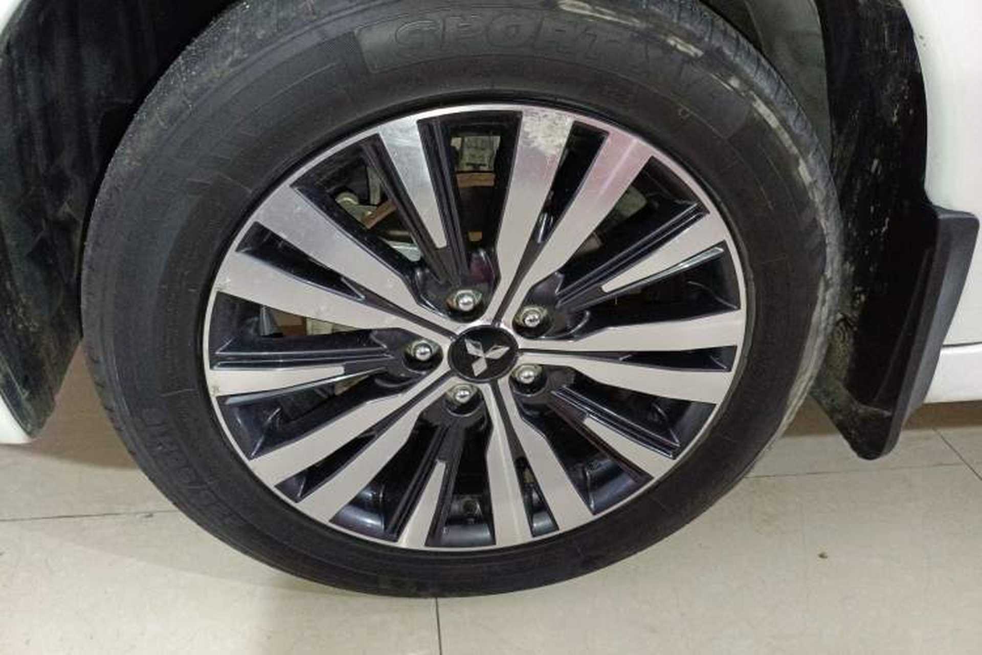 Used Mitsubishi Outlander 2021 2.4L 4x4 Zhi Xiang Edition 7 Seats Exterior 7