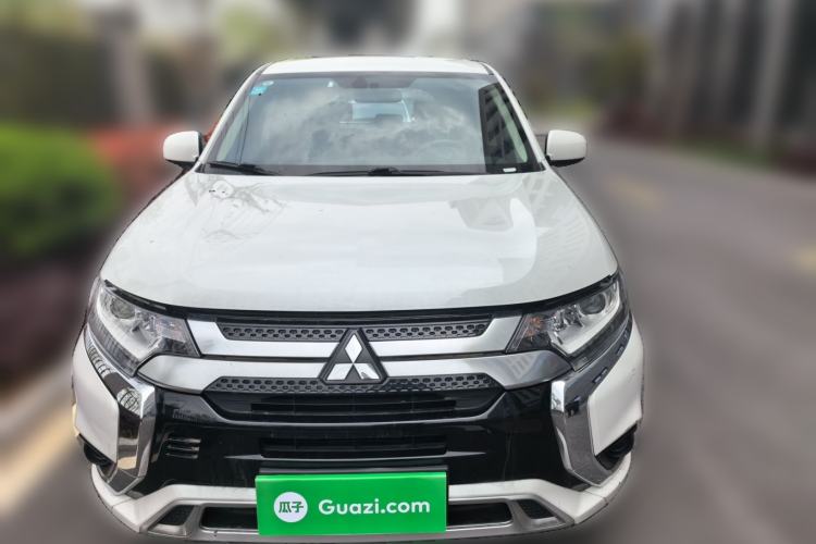 Used Mitsubishi Outlander 2021 2.0L Two-Wheel Drive Comfort Edition 5 Seats Front