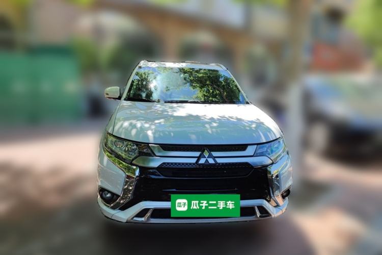 Used Mitsubishi Outlander 2021 2.0L Two-Wheel Drive Comfort Edition 5 Seats Front