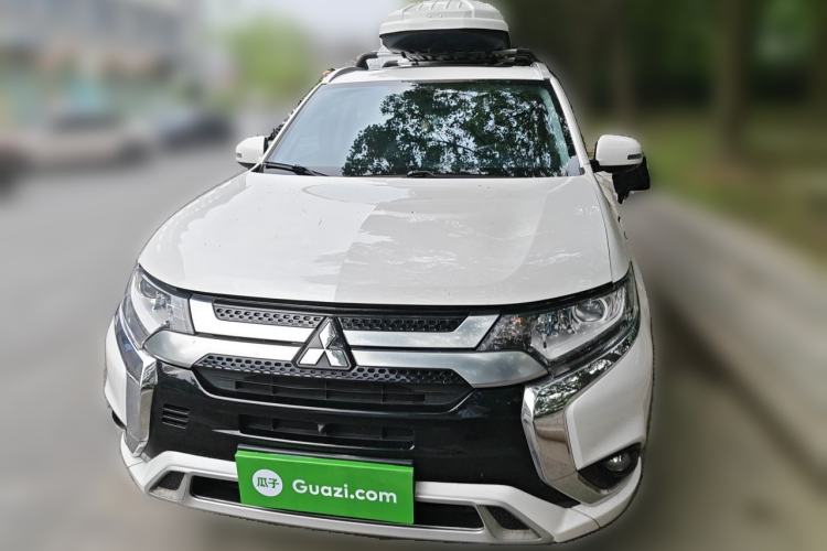 Used Mitsubishi Outlander 2021 Revised Version 2.0L Two-Wheel Drive Comfort Edition 7 Seats Front