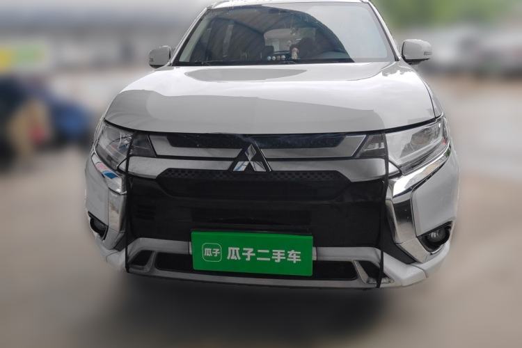 Used Mitsubishi Outlander 2021 Revised Version 2.0L Two-Wheel Drive Enjoyment Edition 5 Seats Front