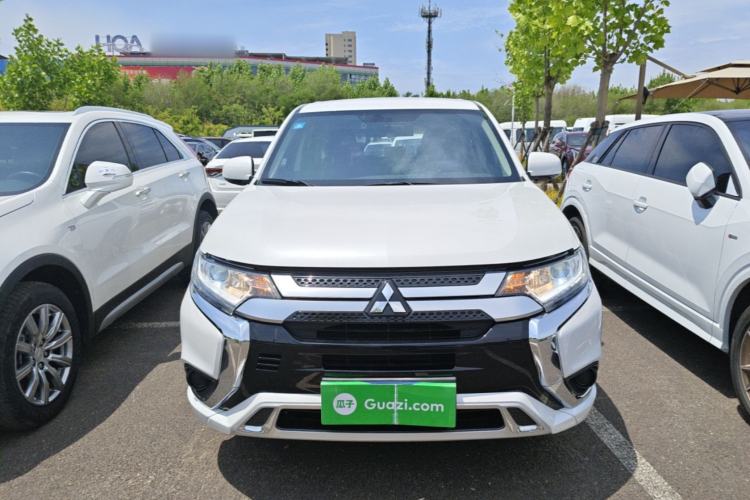 Used Mitsubishi Outlander 2021 Revised Version 2.0L Two-Wheel Drive Comfort Edition 5 Seats Front