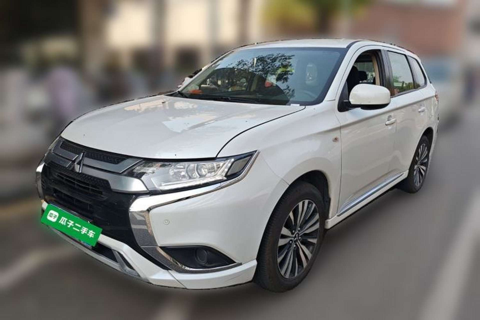 Used Mitsubishi Outlander 2021 2.0L Two-Wheel Drive Comfort Edition 5 Seats Front Left 45 Deg