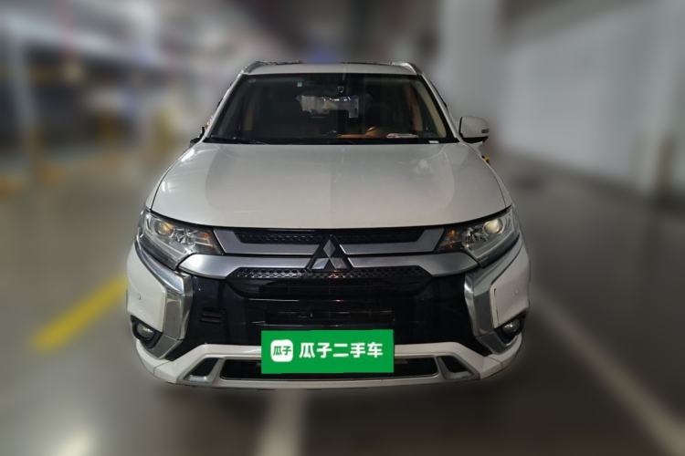 Used Mitsubishi Outlander 2021 Revised Version 2.0L Two-Wheel Drive Enjoyment Edition 5 Seats Front