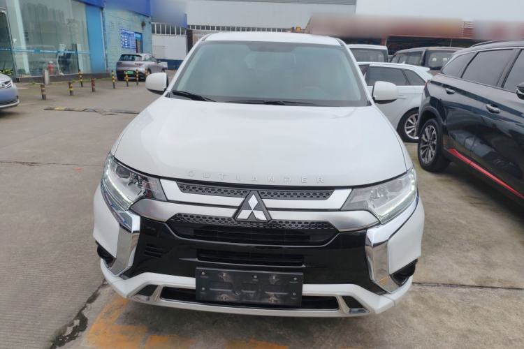 Used Mitsubishi Outlander 2021 Revised Version 2.0L Two-Wheel Drive Comfort Edition 5 Seats Front