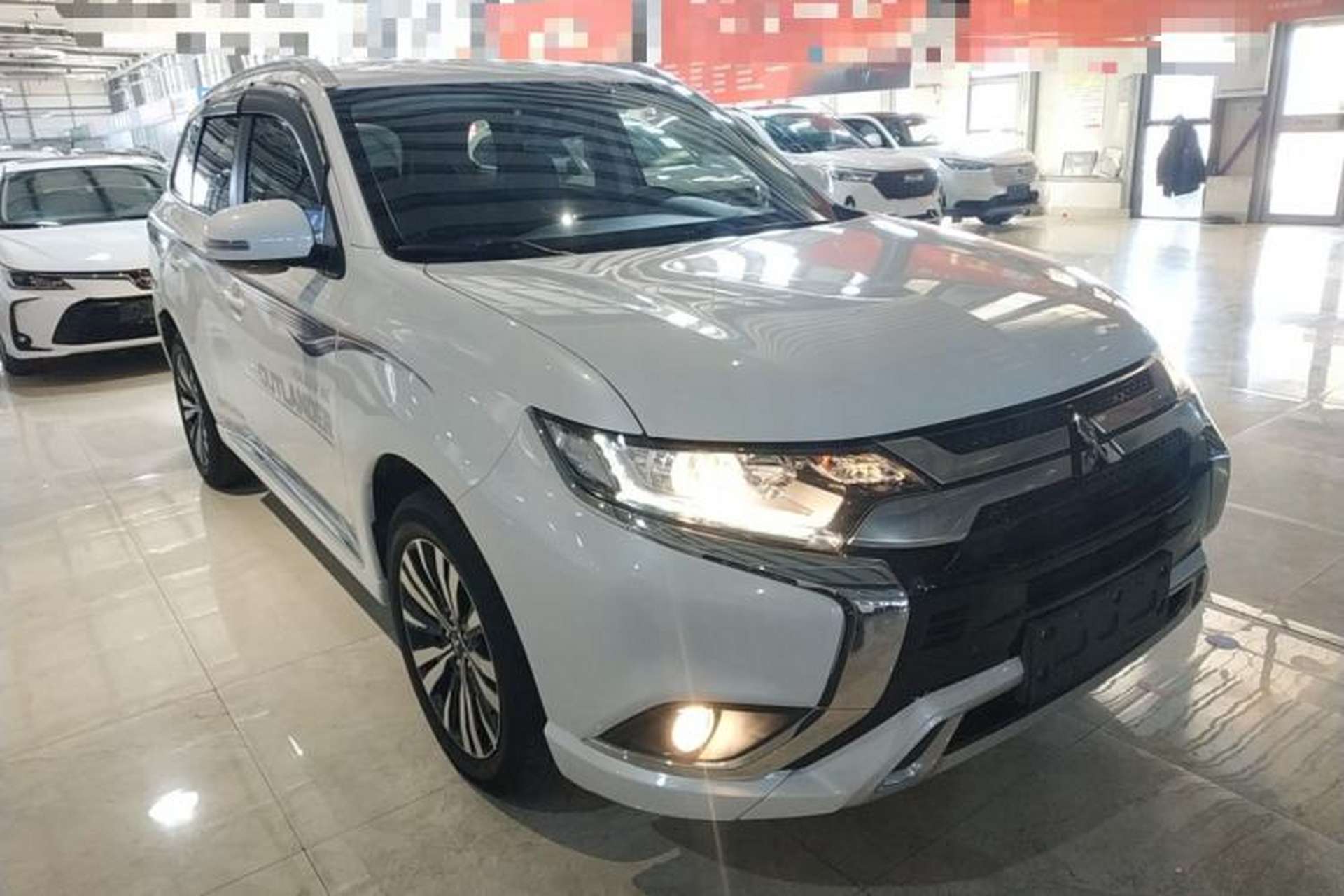 Used Mitsubishi Outlander 2021 Revised Version 2.0L Two-Wheel Drive Enjoyment Edition 5 Seats Front Right 45 Deg