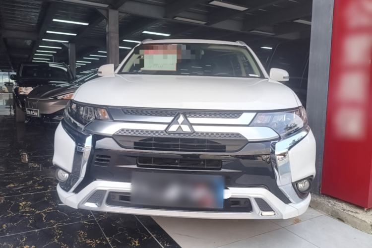 Used Mitsubishi Outlander 2021 2.4L 4x4 Zhi Xiang Edition 7 Seats Front