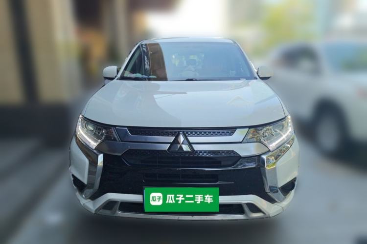 Used Mitsubishi Outlander 2021 2.0L Two-Wheel Drive Comfort Edition 5 Seats Front