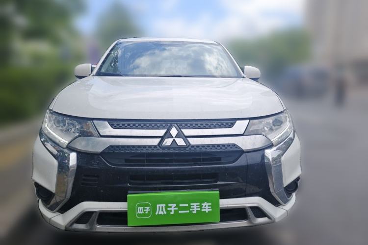 Used Mitsubishi Outlander 2021 Revised Version 2.0L Two-Wheel Drive Comfort Edition 5 Seats Front