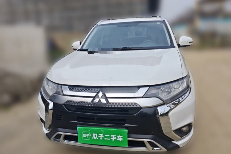 Used Mitsubishi Outlander 2021 2.0L Two-Wheel Drive Comfort Edition 7 Seats Front