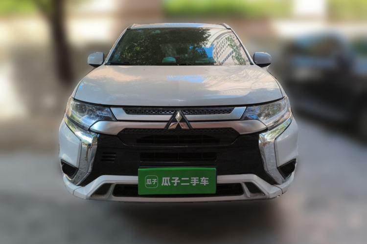 Used Mitsubishi Outlander 2021 Revised Version 2.0L Two-Wheel Drive Comfort Edition 5 Seats Front