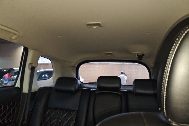 Used Mitsubishi Outlander 2021 Revised Version 2.0L Two-Wheel Drive Comfort Edition 5 Seats Headliner