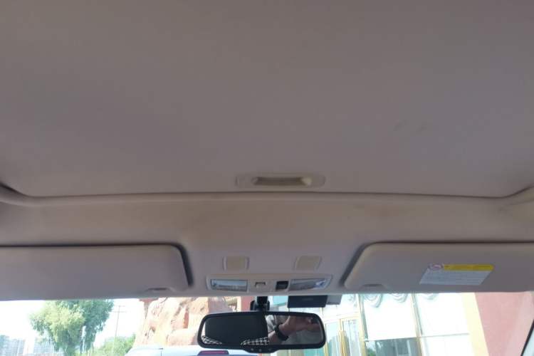 Used Mitsubishi Outlander 2021 2.0L Two-Wheel Drive Comfort Edition 7 Seats Headliner