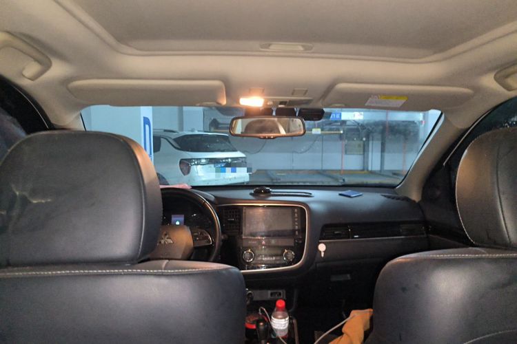 Used Mitsubishi Outlander 2021 Revised Version 2.0L Two-Wheel Drive Enjoyment Edition 5 Seats Headliner
