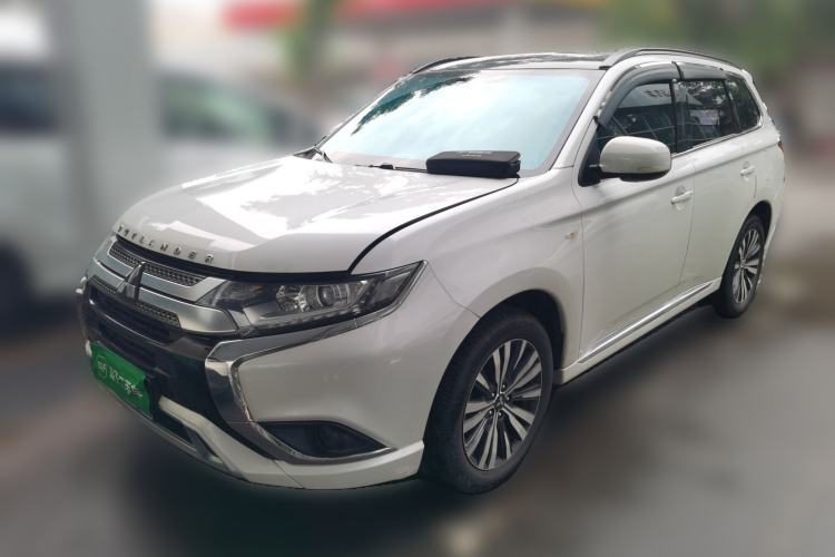 Used Mitsubishi Outlander 2021 Revised Version 2.0L Two-Wheel Drive Comfort Edition 5 Seats Guazi used car, China used car export, Used car for sale, Used  cars, Cheapest cars for sale