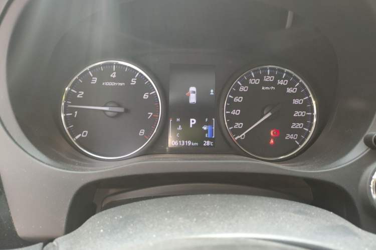 Used Mitsubishi Outlander 2021 2.0L Two-Wheel Drive Comfort Edition 7 Seats Instrument Cluster
