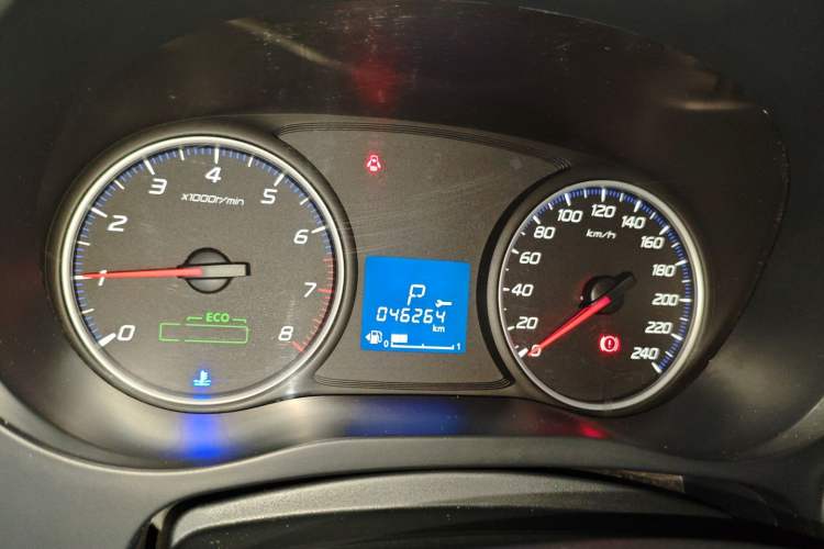 Used Mitsubishi Outlander 2021 Revised Version 2.0L Two-Wheel Drive Comfort Edition 5 Seats Instrument Cluster