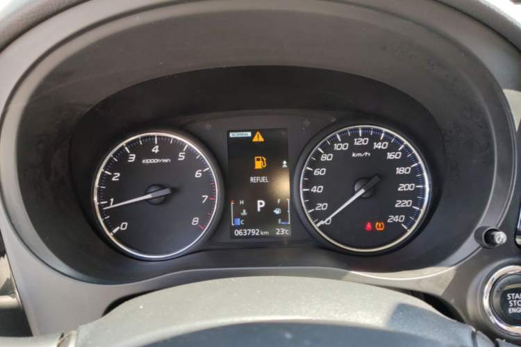 Used Mitsubishi Outlander 2021 2.4L 4x4 DynaDrive Edition 5 Seats Instrument Cluster