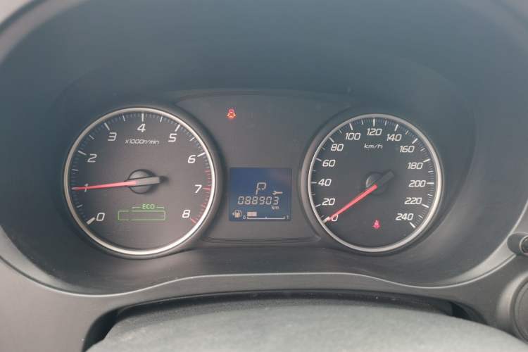 Used Mitsubishi Outlander 2021 2.0L Two-Wheel Drive Comfort Edition 5 Seats Instrument Cluster