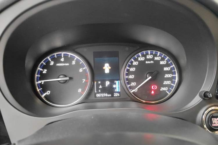 Used Mitsubishi Outlander 2021 Revised Version 2.0L Two-Wheel Drive Enjoyment Edition 5 Seats Instrument Cluster