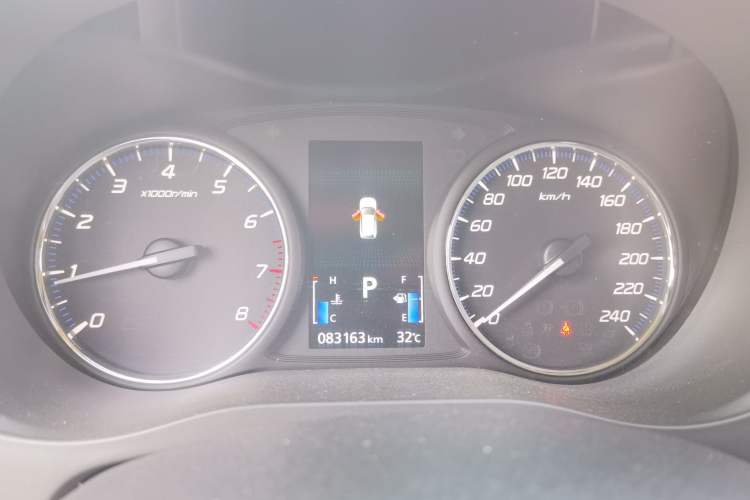 Used Mitsubishi Outlander 2021 2.0L Two-Wheel Drive Comfort Edition 7 Seats Instrument Cluster