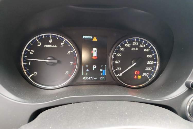 Used Mitsubishi Outlander 2021 2.4L 4x4 DynaDrive Edition 5 Seats Instrument Cluster