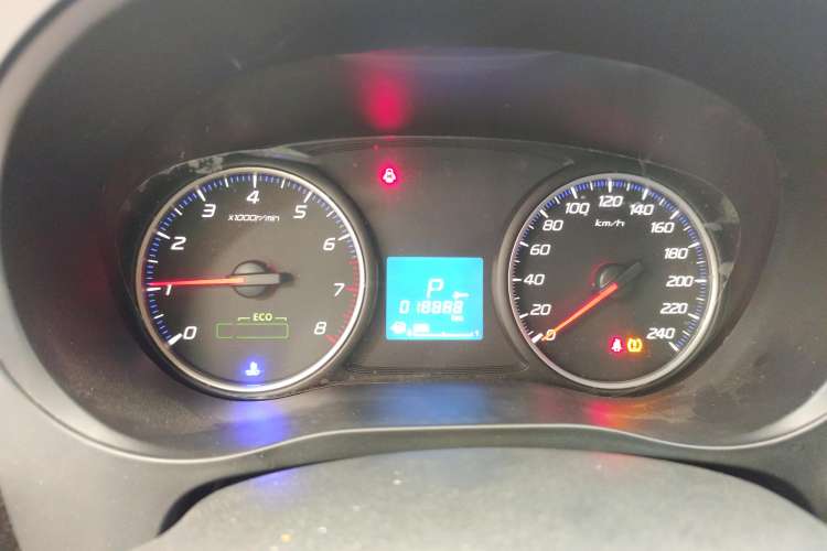 Used Mitsubishi Outlander 2021 Revised Version 2.0L Two-Wheel Drive Comfort Edition 5 Seats Instrument Cluster