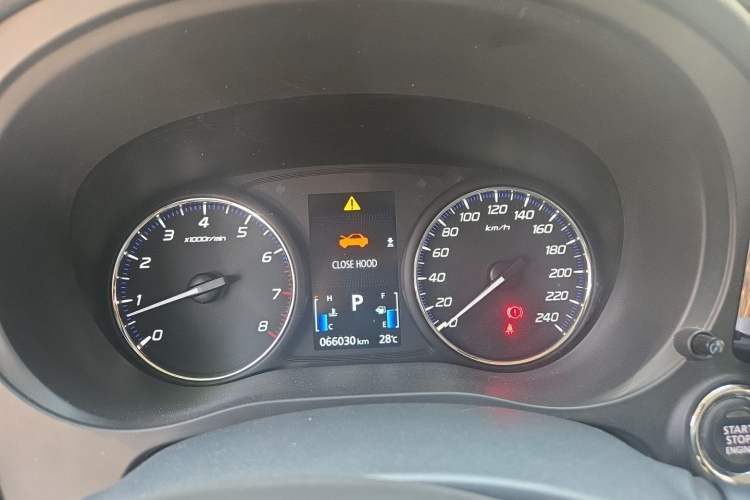 Used Mitsubishi Outlander 2021 Revised Version 2.0L Two-Wheel Drive Enjoyment Edition 5 Seats Instrument Cluster