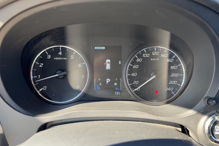 Used Mitsubishi Outlander 2021 2.4L 4x4 Zhi Xiang Edition 7 Seats Instrument Cluster